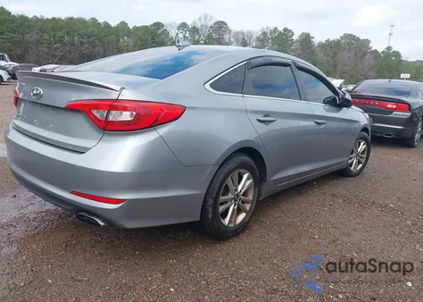 2017 Hyundai Sonata z USA, uszkodzony, nr VIN 5NPE24AF9HH538852